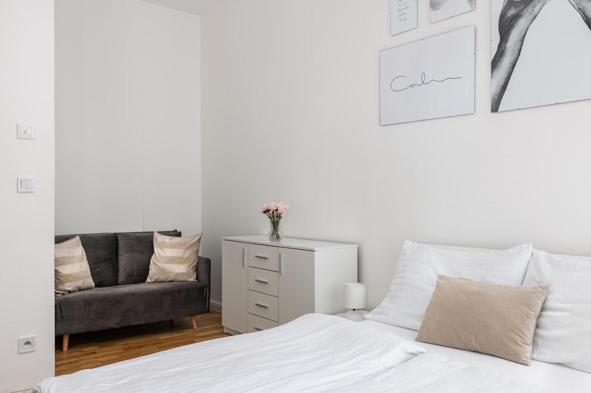 Stay2Gether Beige Nest - Metro Florenc Praha Exteriér fotografie